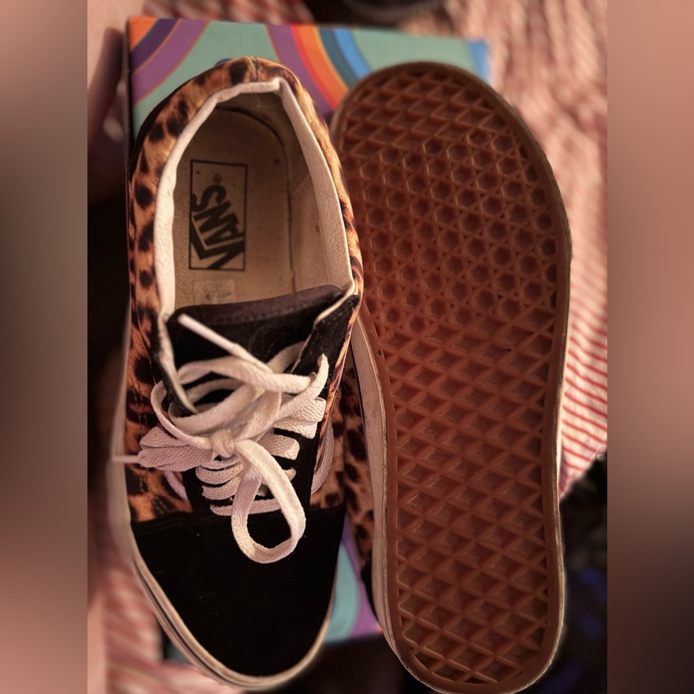 VANS Leopard Old Skool Womens Shoes - Picture 5 of 8